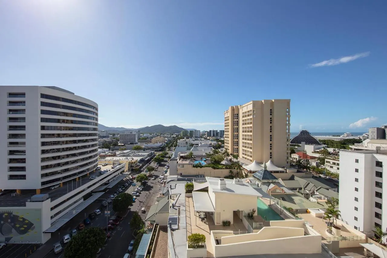 **** Hotel Park Regis City Quays Cairns Australia